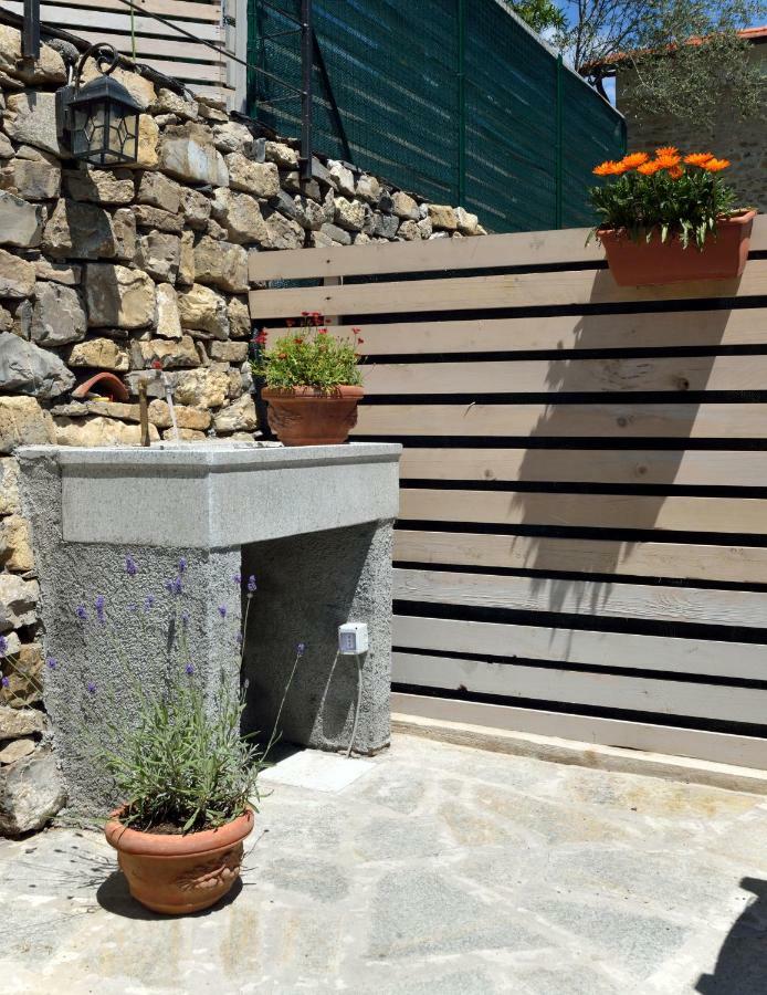 Willa Chalet In Liguria Vasia Zewnętrze zdjęcie